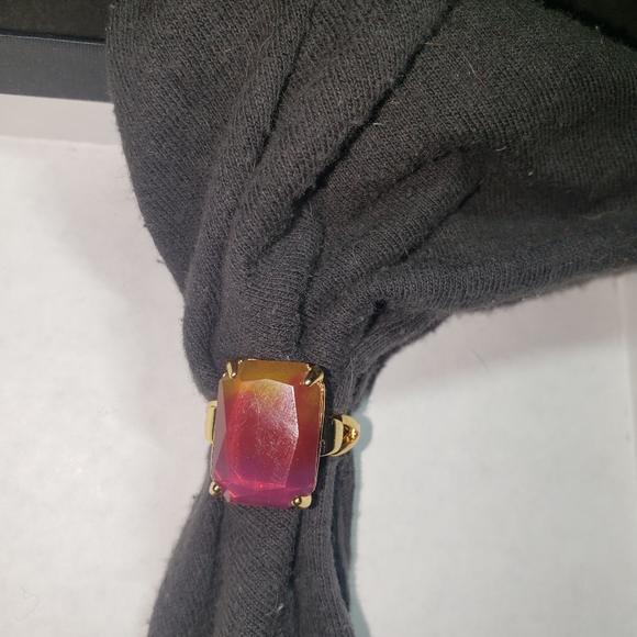 Ring - Picture 4 of 5